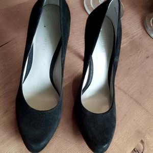 Nine West-Plateau suede stiletto platform almond toe pumps.(6)